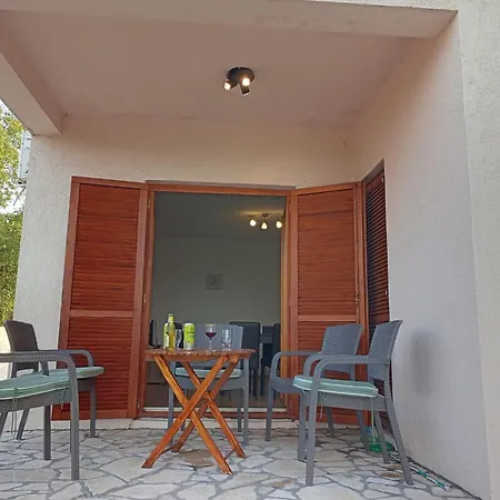 Kuca Za Odmor Mira *