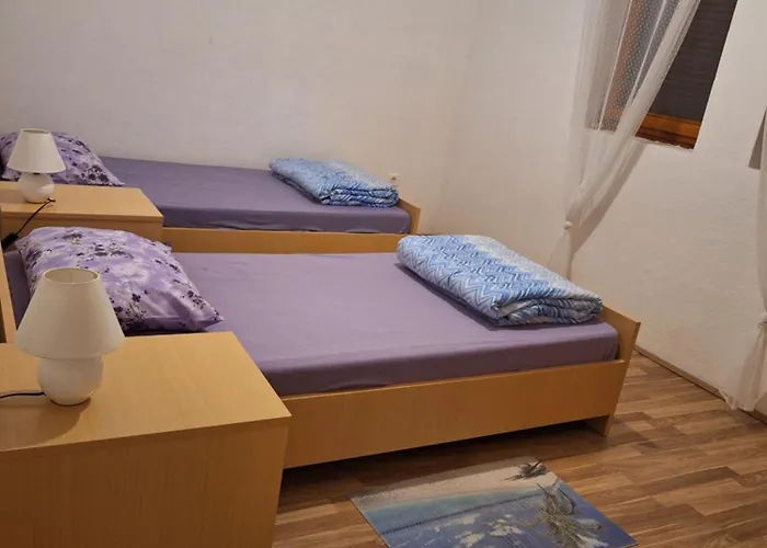 펜션 Kuca Za Odmor Mira 비오그라드나모루