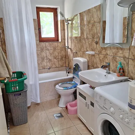 Kuca Za Odmor Mira ביוגראד נה מורו