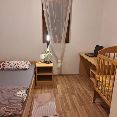 Casa de Férias Kuca Za Odmor Mira *
