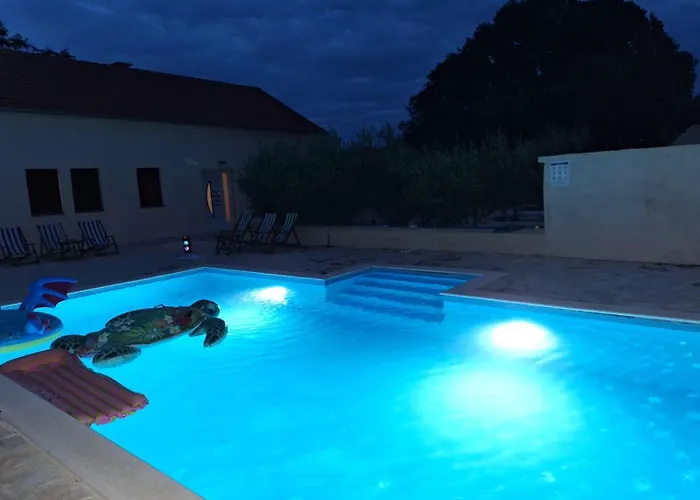 Kuca Za Odmor Mira