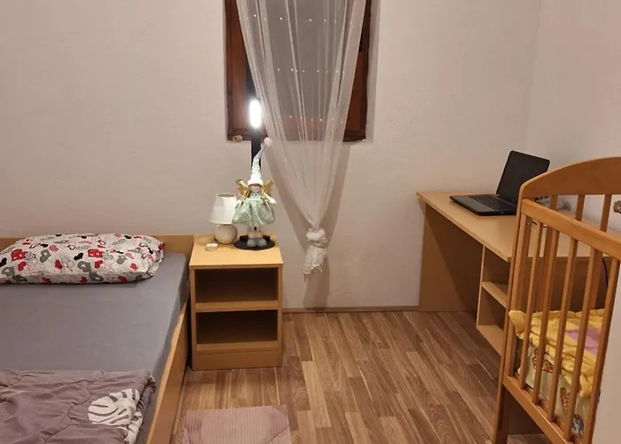 Nyaraló Kuca Za Odmor Mira *